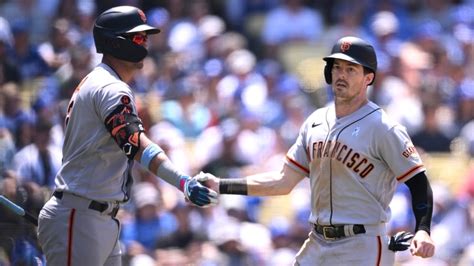 Giants aim to keep win streak going against the Dodgers